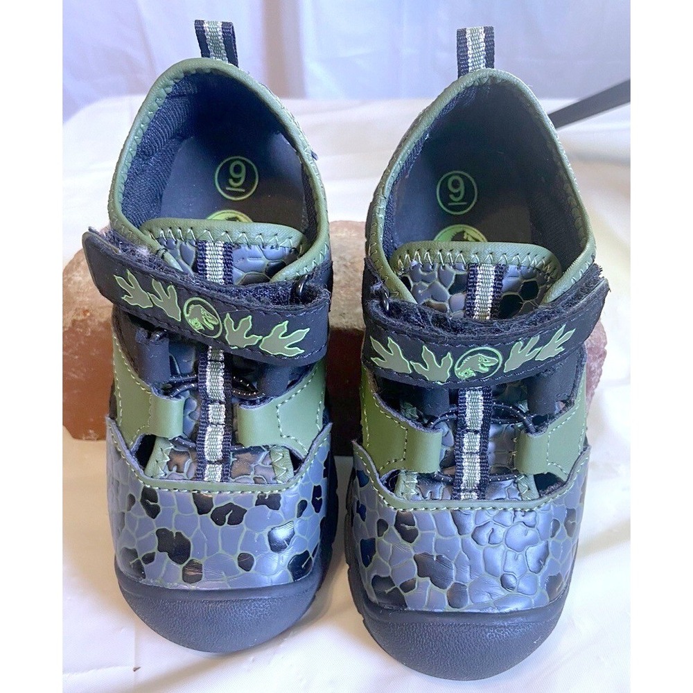 Jurassic World Boys Dinosaur T-Rex Closed Toe Sandals Green Black Size 9 Toddler